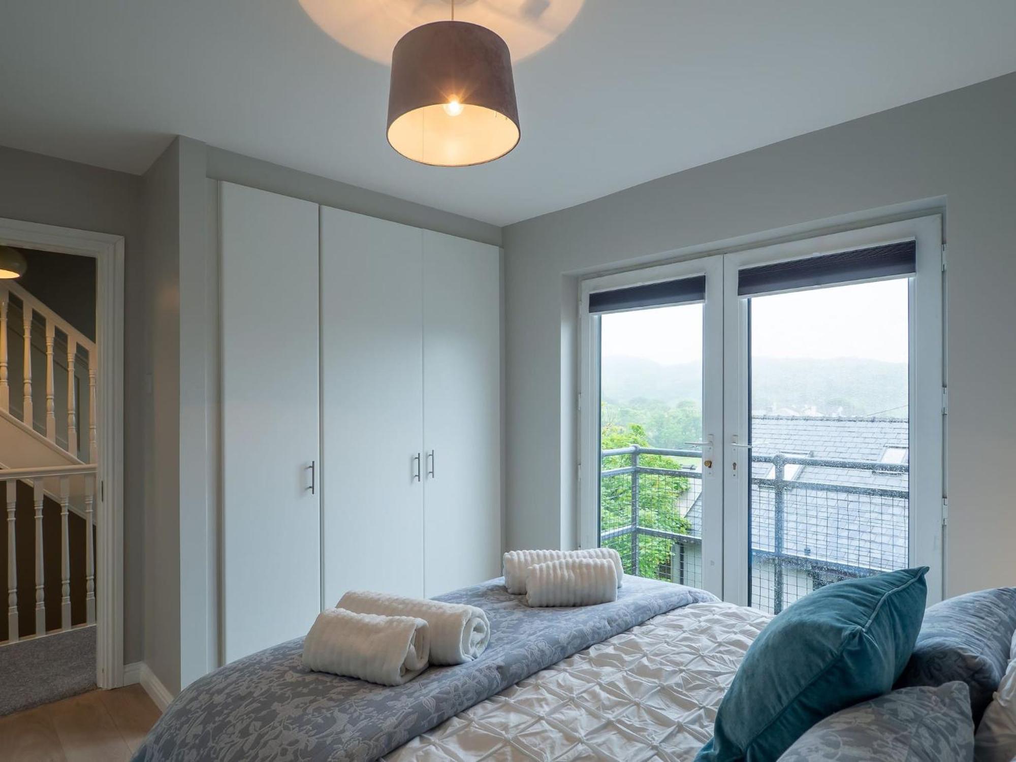 Appartamento Eve'S Townhouse Clifden Esterno foto