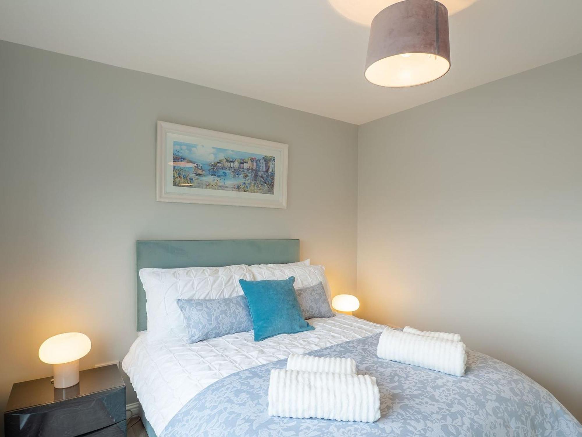 Appartamento Eve'S Townhouse Clifden Esterno foto