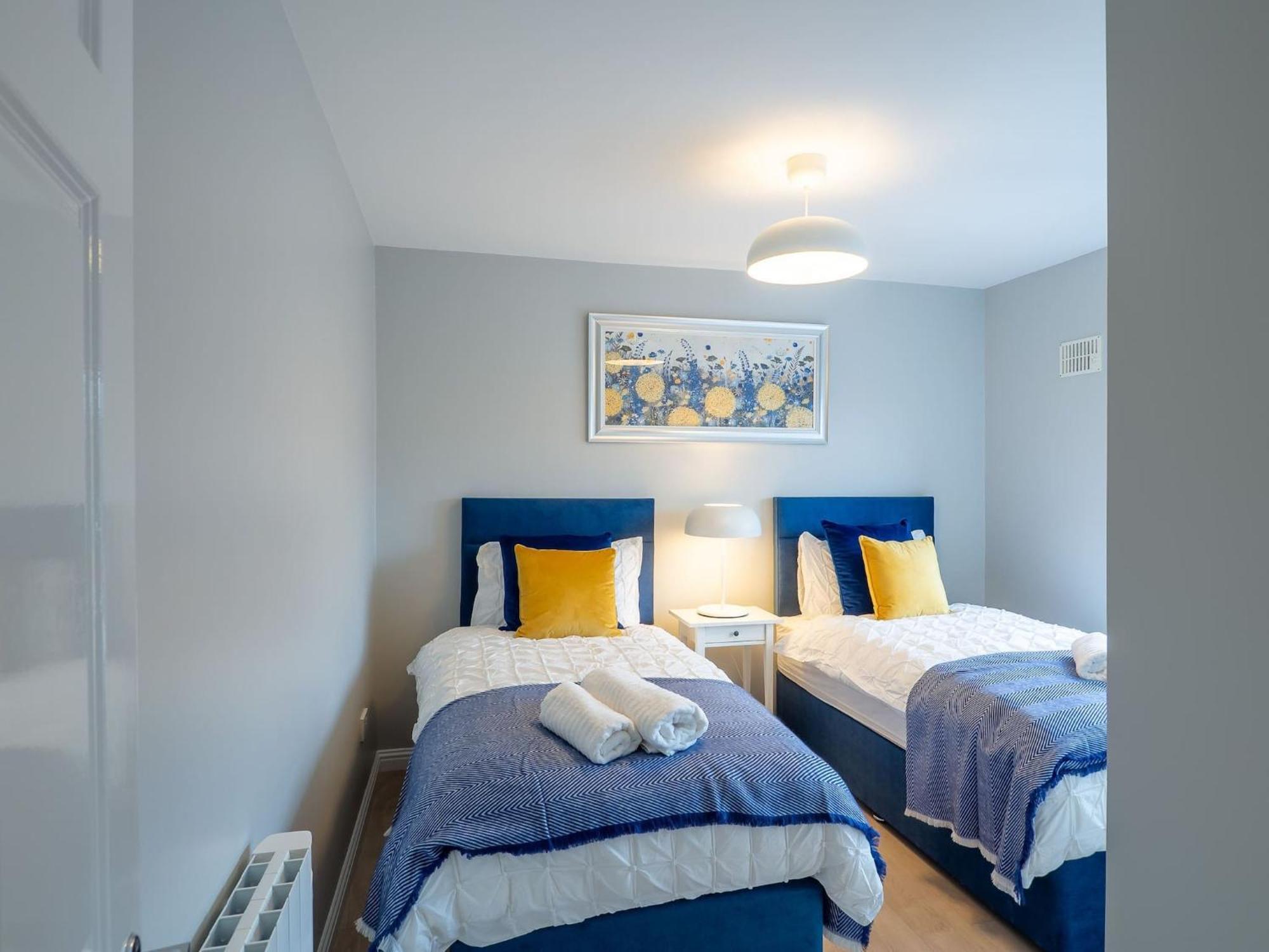 Appartamento Eve'S Townhouse Clifden Esterno foto