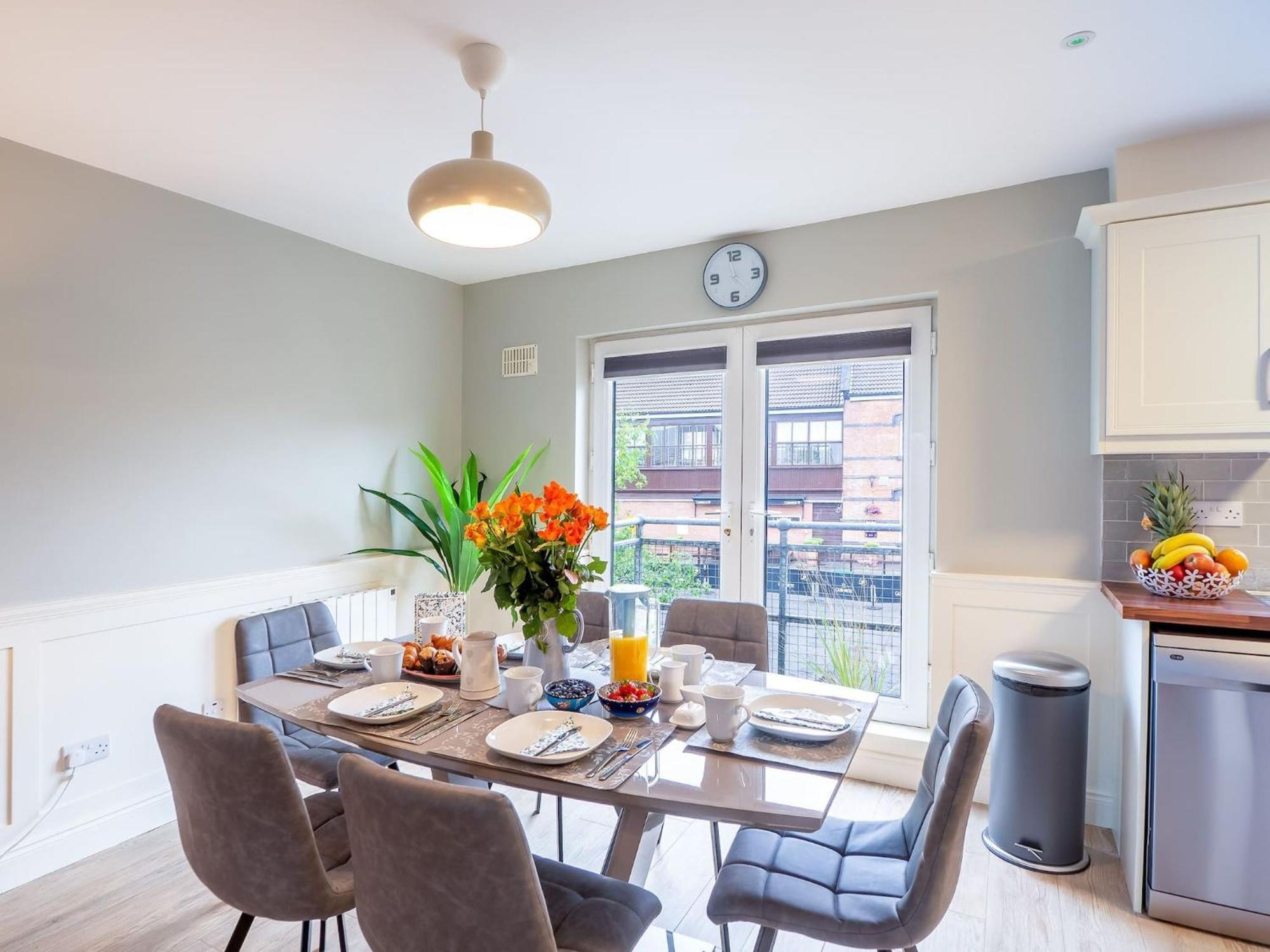 Appartamento Eve'S Townhouse Clifden Esterno foto