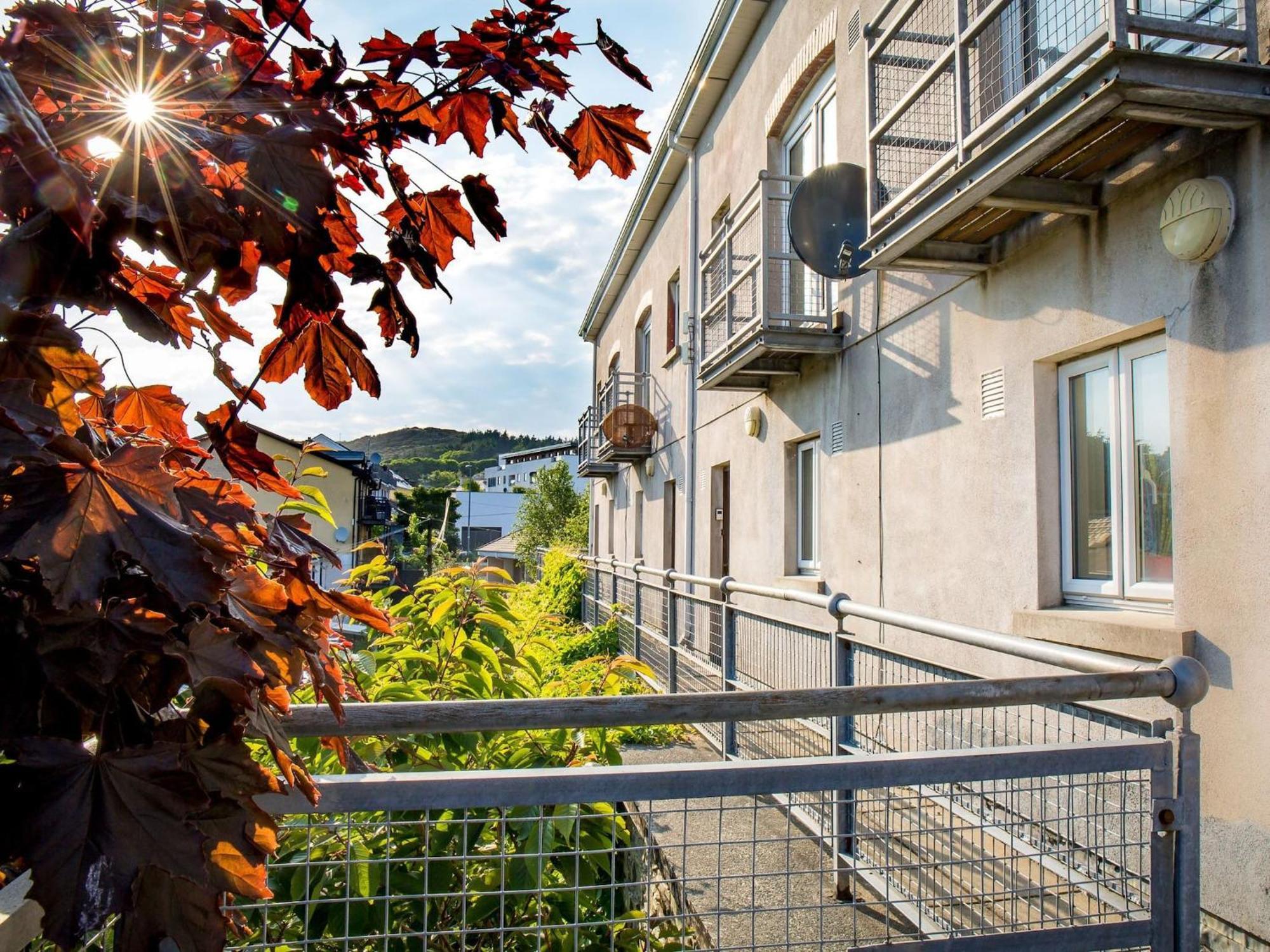Appartamento Eve'S Townhouse Clifden Esterno foto